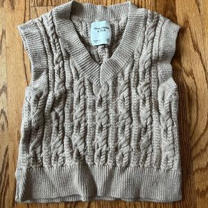Sweater Vest
